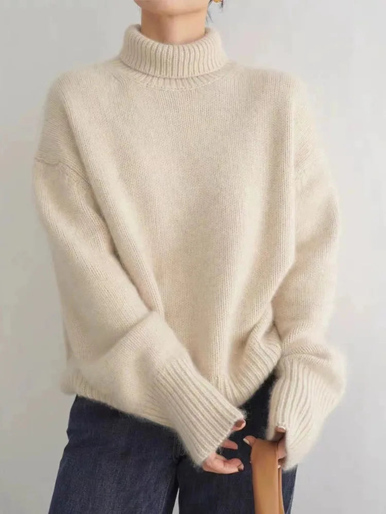Chloe - Turtle Neck