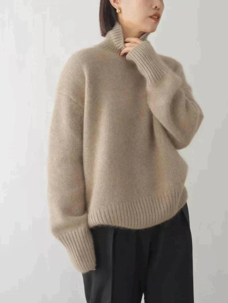 Chloe - Turtle Neck